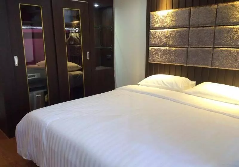 Grand Pink Hotel Hatyai