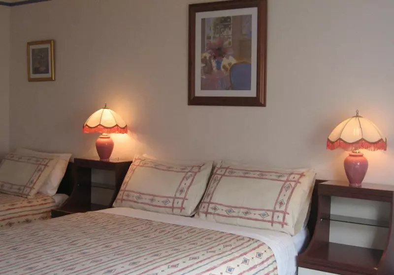 Hotelli Green Hill B&b