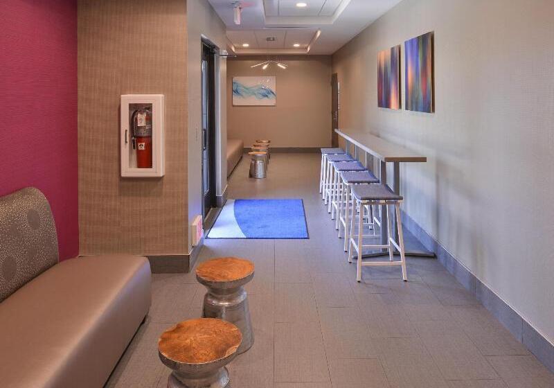 فندق Holiday Inn Express And Suites Bryant   Benton Area, An Ihg