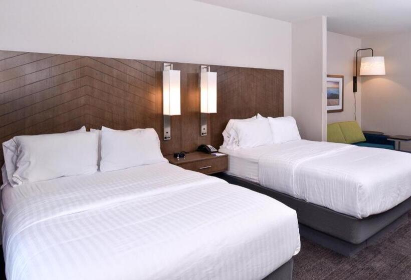 فندق Holiday Inn Express And Suites Bryant   Benton Area, An Ihg