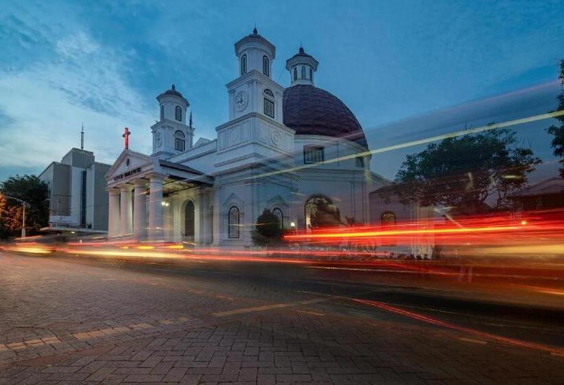 فندق Horison Kota Lama Semarang