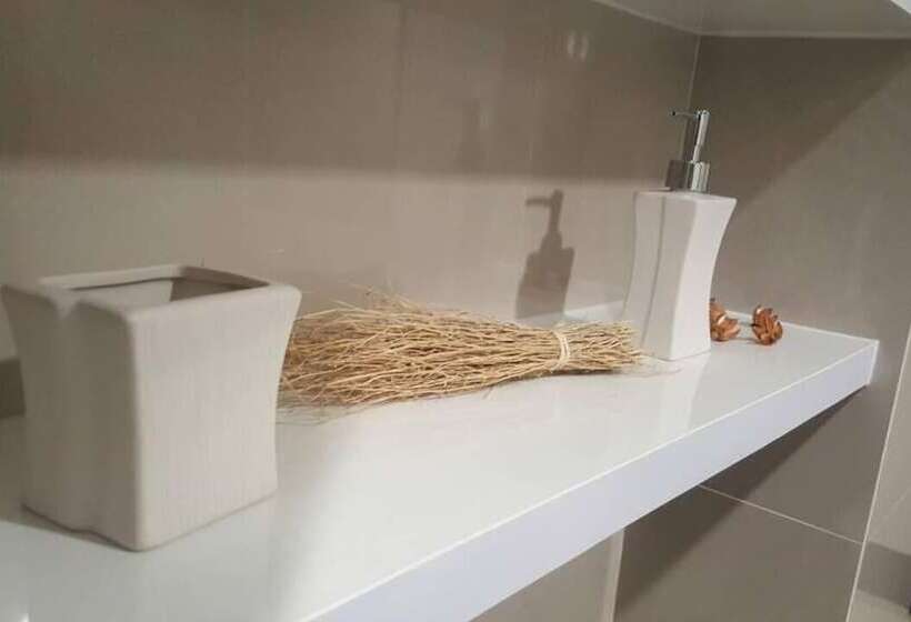 Jk Living Hotel And Service Apartment