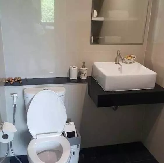 Jk Living Hotel And Service Apartment