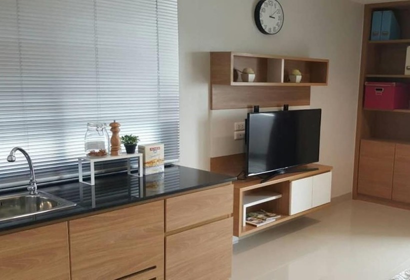 Jk Living Hotel And Service Apartment