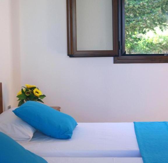 Hotel Monolithos Village