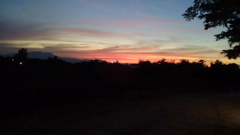 هتل Rueang Sri Si Ri