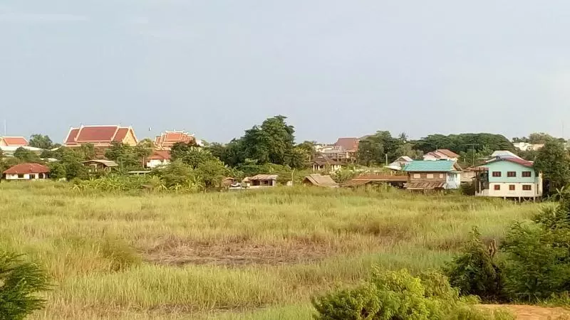 هتل Rueang Sri Si Ri