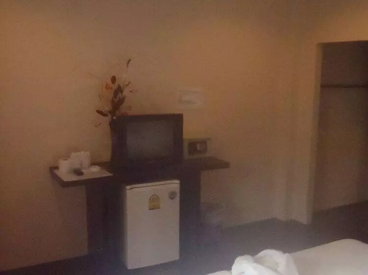 هتل Silver Sands Resort   Koh Tao