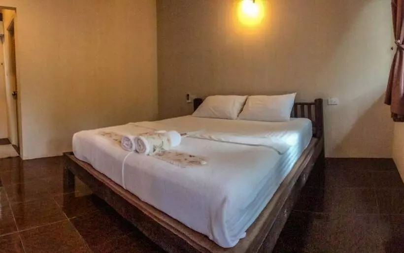 هتل Silver Sands Resort   Koh Tao