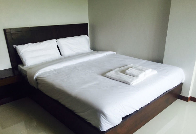 בית מלון כפרי Siriwat Apartment