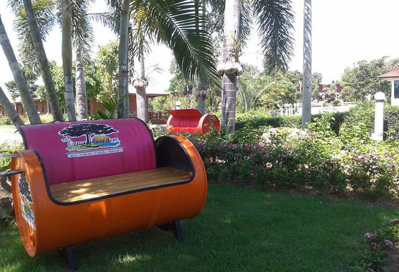 Hotelli The Canal Garden Resort