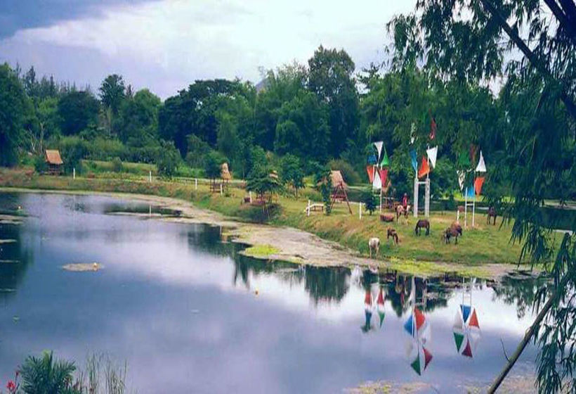 Hotelli The Canal Garden Resort