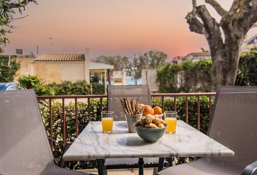 Lemonia Accommodations