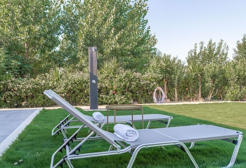 Lemonia Accommodations