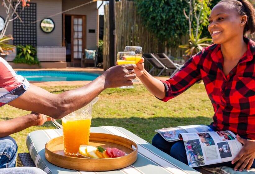 بنسيون Ama Zulu Guesthouse & Safaris