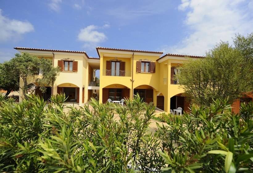 Residence L'isola Surf House