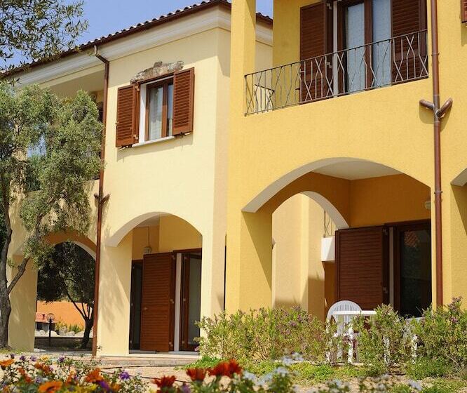 Residence L'isola Surf House