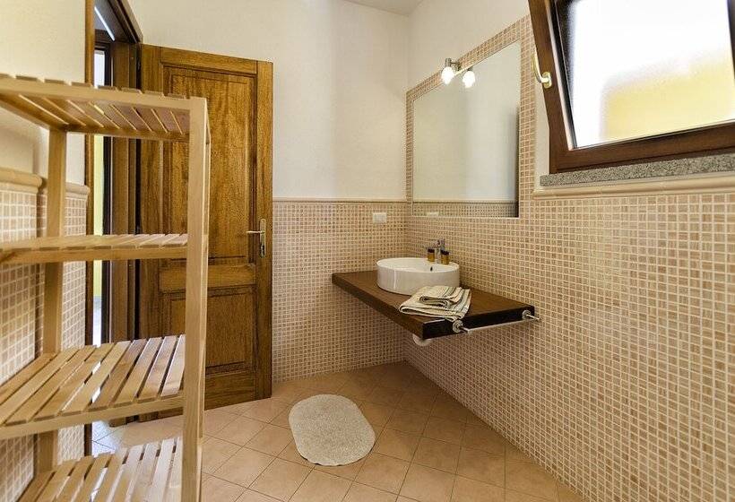 Residence L'isola Surf House