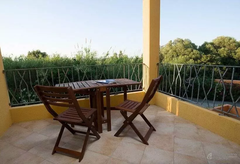 Residence L'isola Surf House