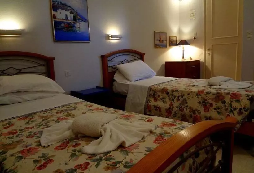 Veroniki Studios & Apartments