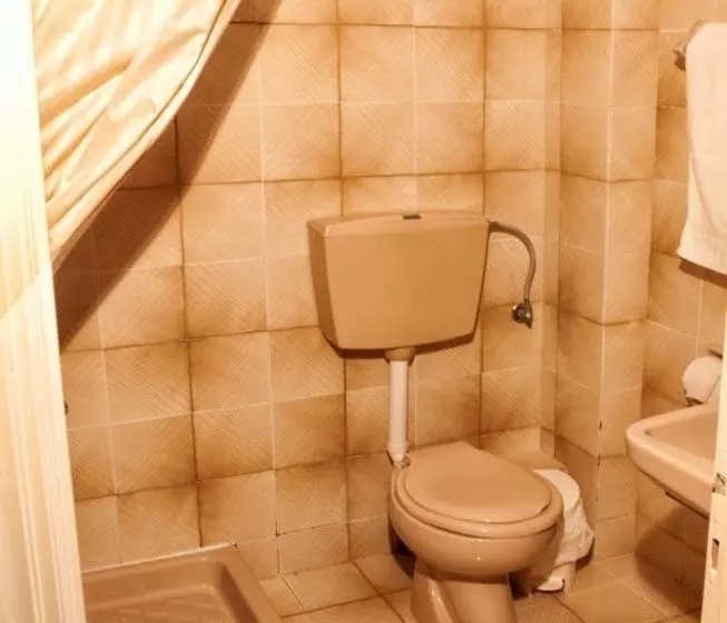 Veroniki Studios & Apartments