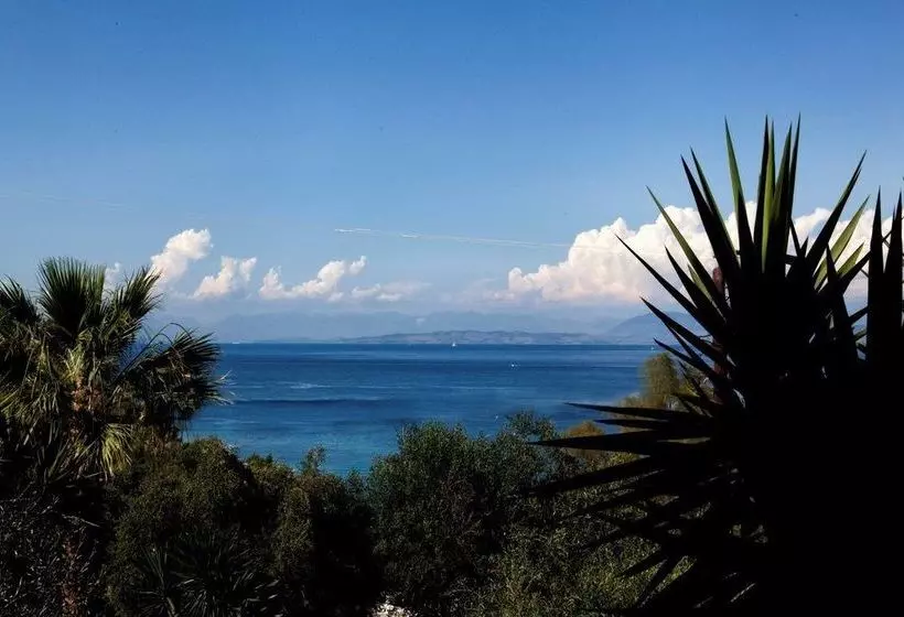 Veroniki Studios & Apartments