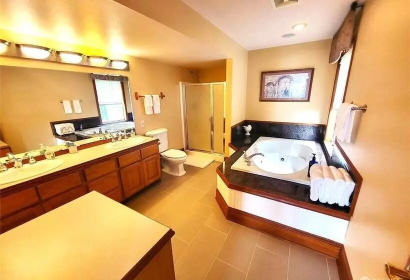 Aamiaismajoitus (B&B) The Mansion Inn