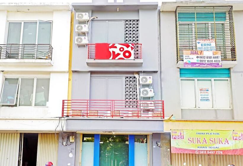 Hotel J&b Rooms By Oyo