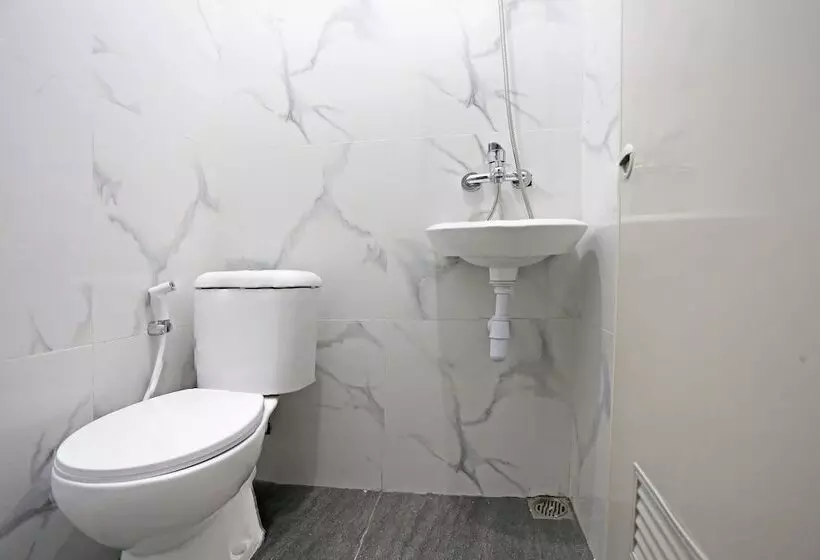 Hotelli J&b Rooms By Oyo