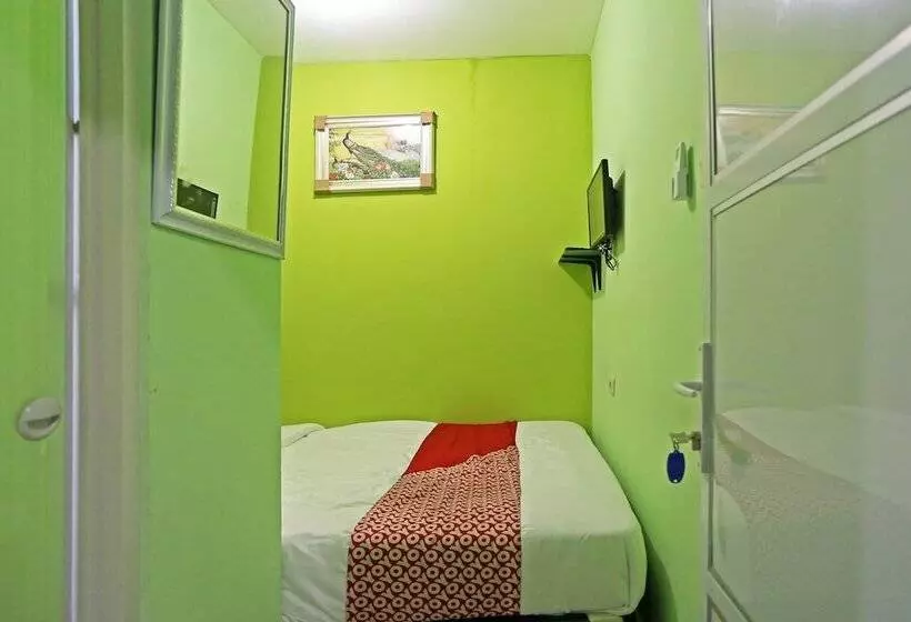 Hotelli J&b Rooms By Oyo