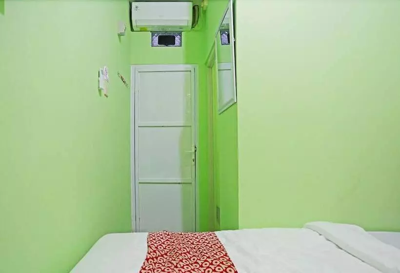 Hotelli J&b Rooms By Oyo