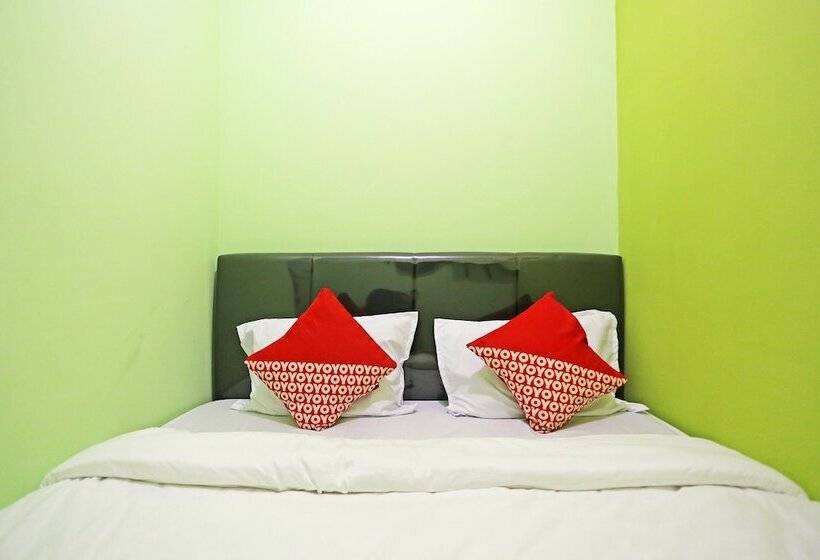 Hotel J&b Rooms By Oyo