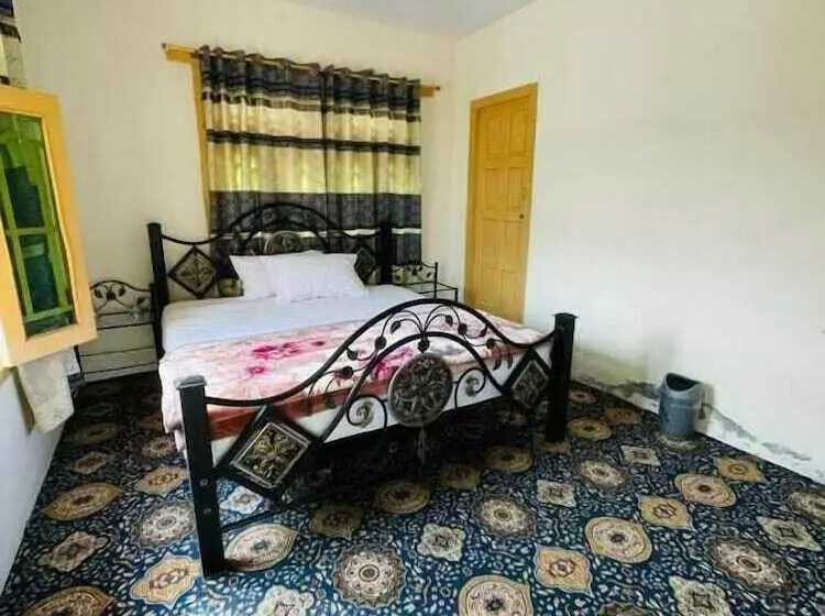 هتل Laal Haveli