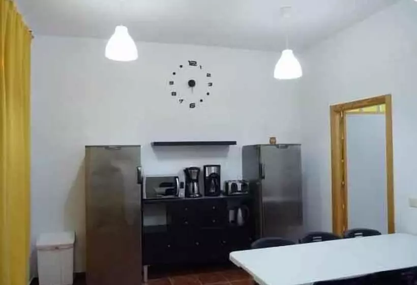 Albergue Turístico La Alegría   Hostel