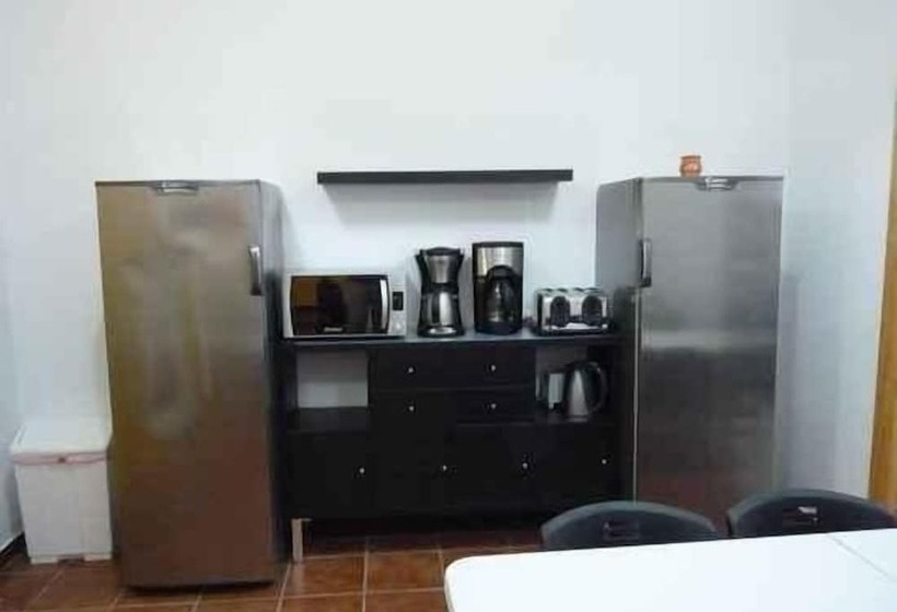 Albergue Turístico La Alegría   Hostel