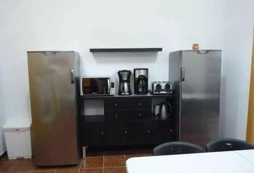 Albergue Turístico La Alegría   Hostel