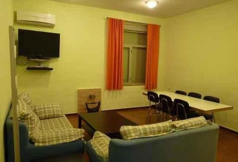 Albergue Turístico La Alegría   Hostel