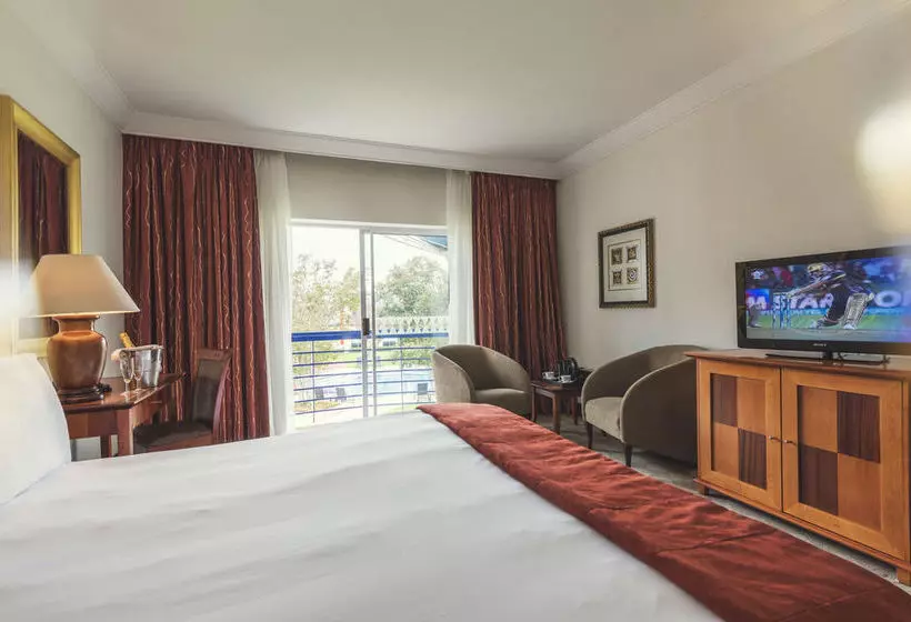 Hotelli Carnival City