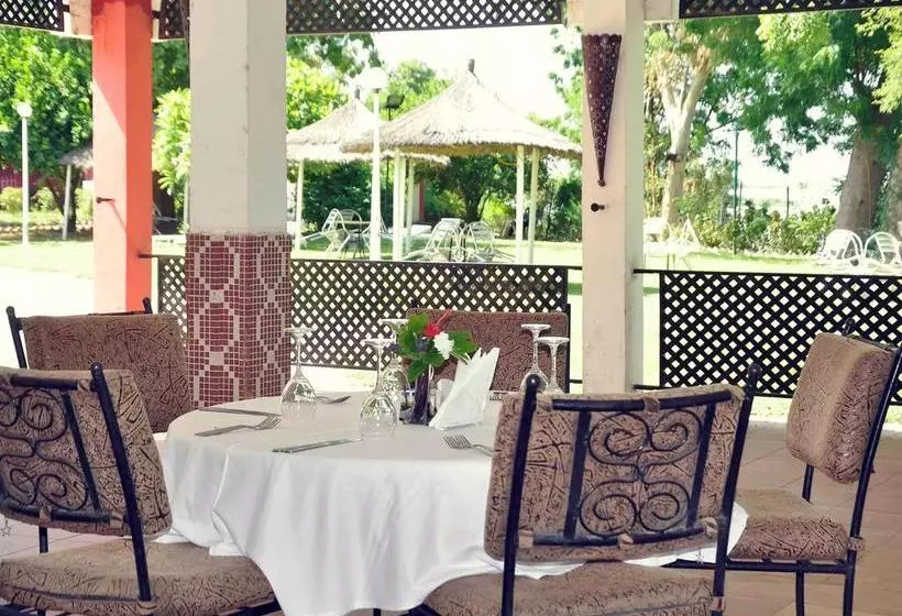 هتل Mercure N Djamena Le Chari