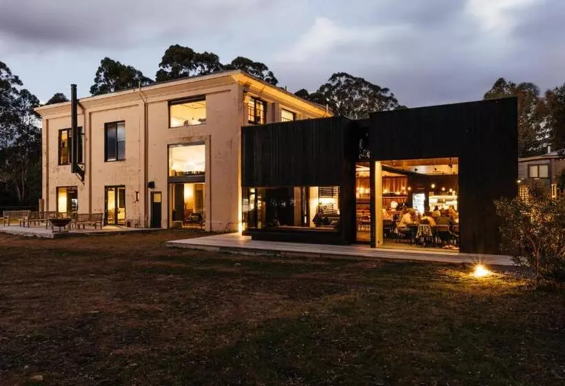 ホテル Pumphouse Point