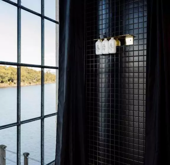 ホテル Pumphouse Point