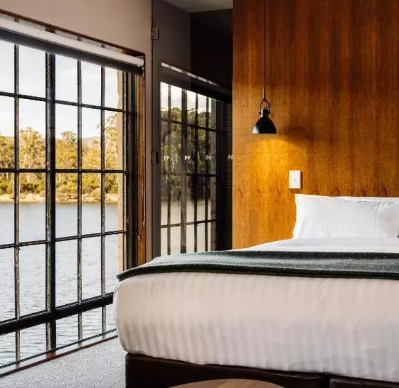 ホテル Pumphouse Point