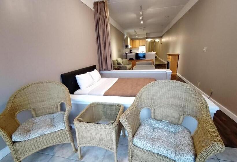 酒店 Royal Harbour Resort