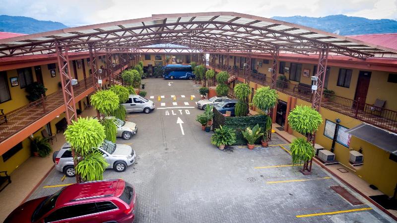 Отель Y Restaurante El Guarco