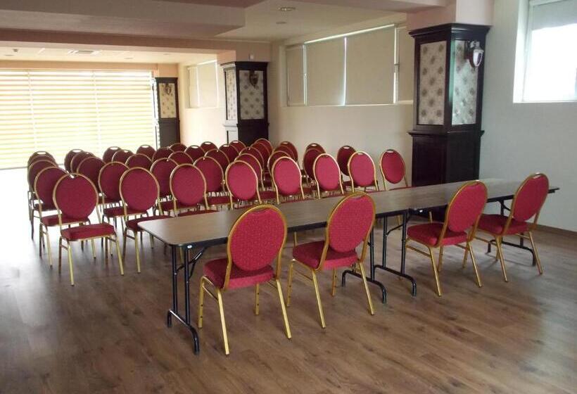 בית מלון כפרי Zimbru