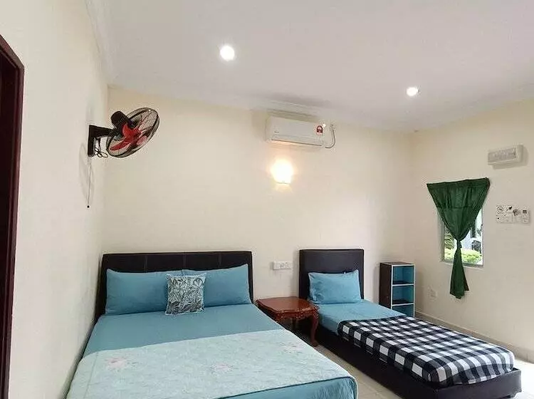 Motel Aurora Damai