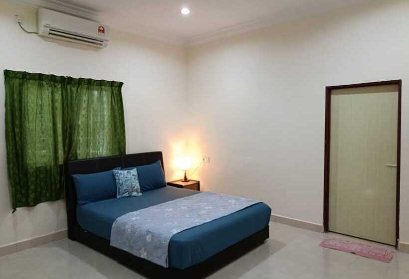 Motel Aurora Damai