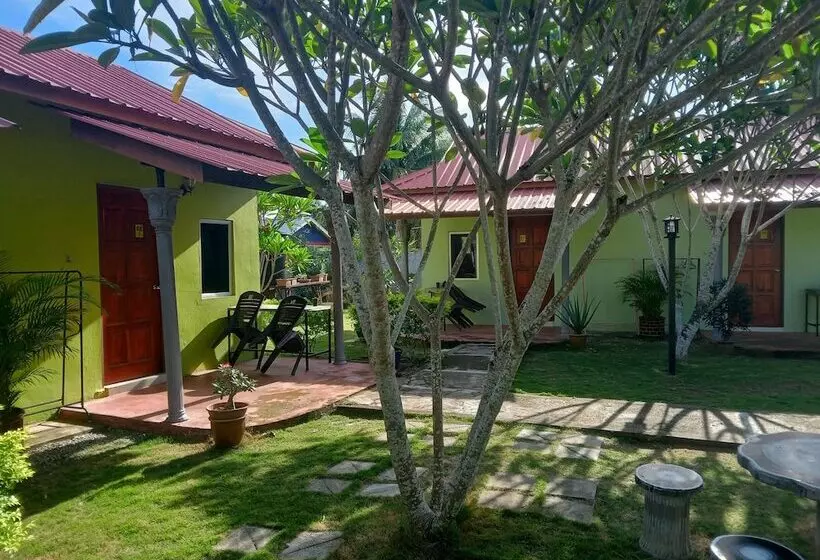 Motel Aurora Damai