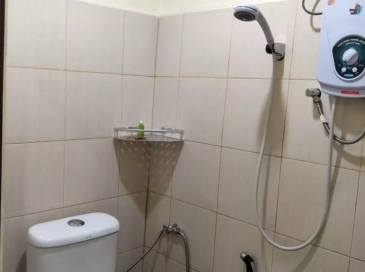 Motel Aurora Damai