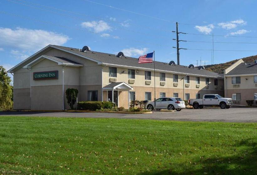 모텔 Corning Inn
